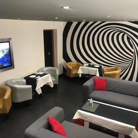 Casa 42 *
